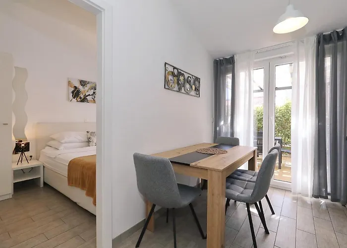 Dalmacija Преко