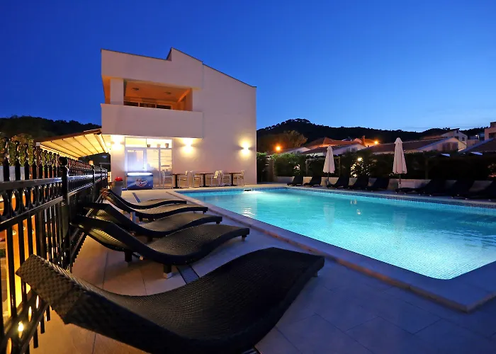 Apartment Dalmacija *