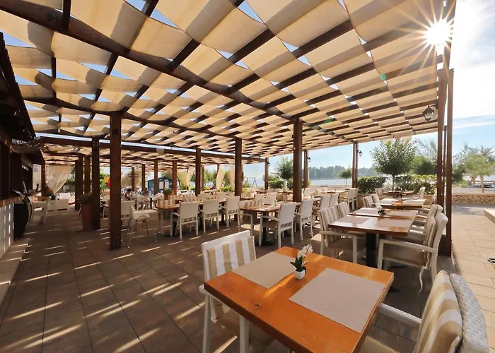 Апартаменты Dalmacija *